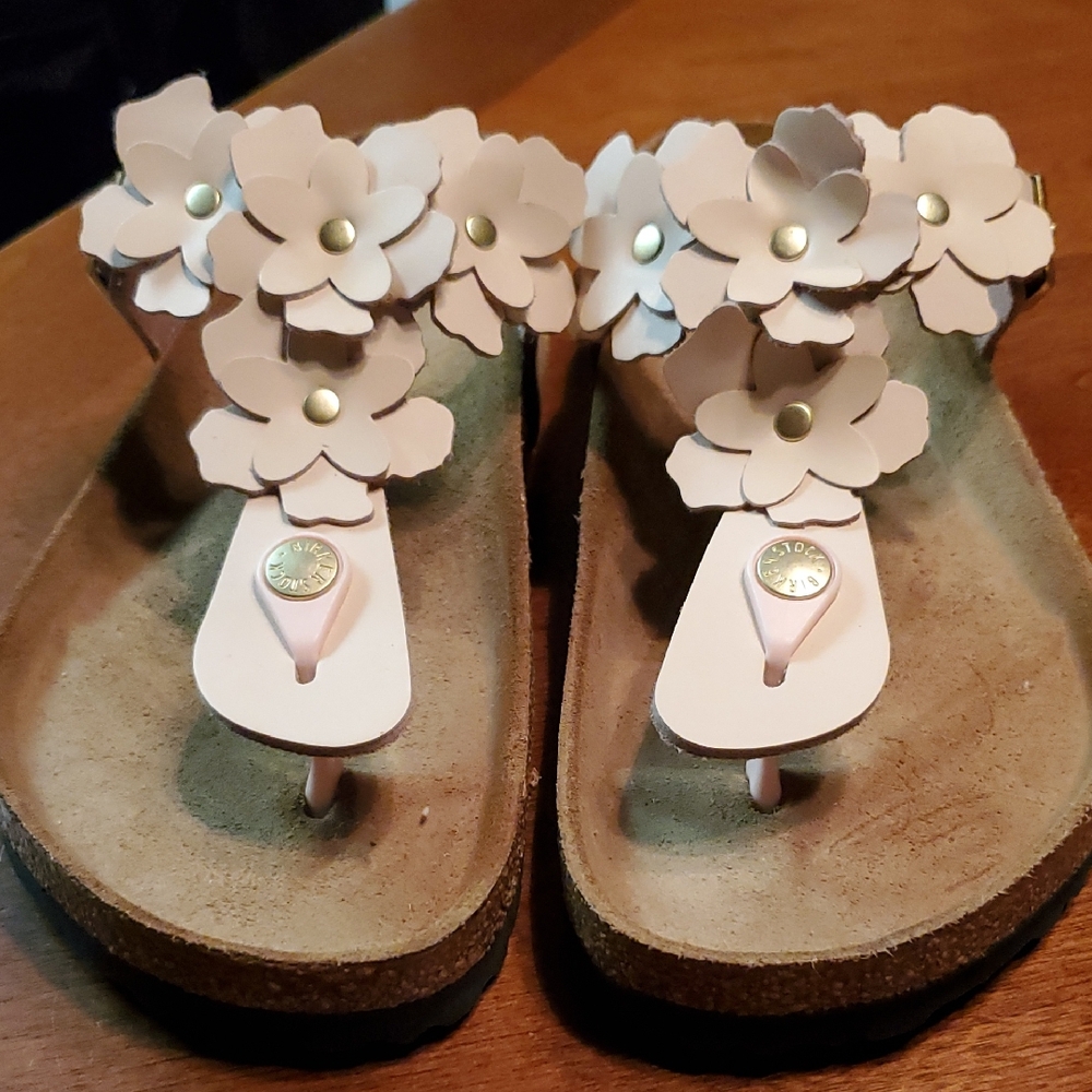 Birkenstock Light Pink Floral Sandals